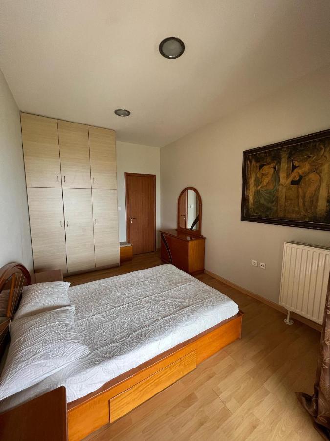 Agnadio Mykalis Apartament *