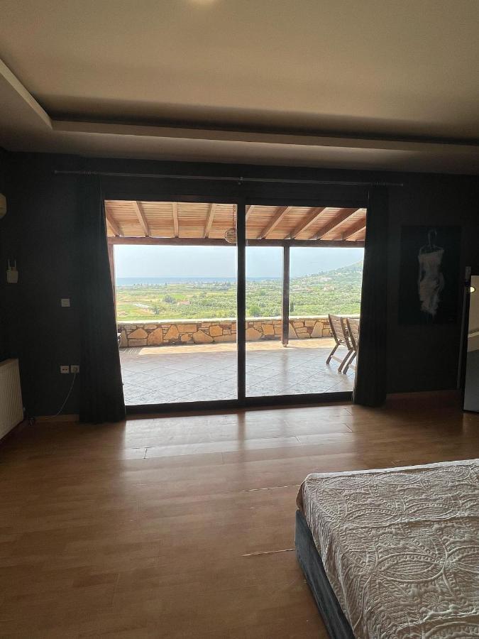 Agnadio Mykalis Apartment Mesokampos