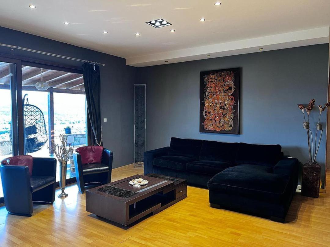 Apartment Agnadio Mykalis